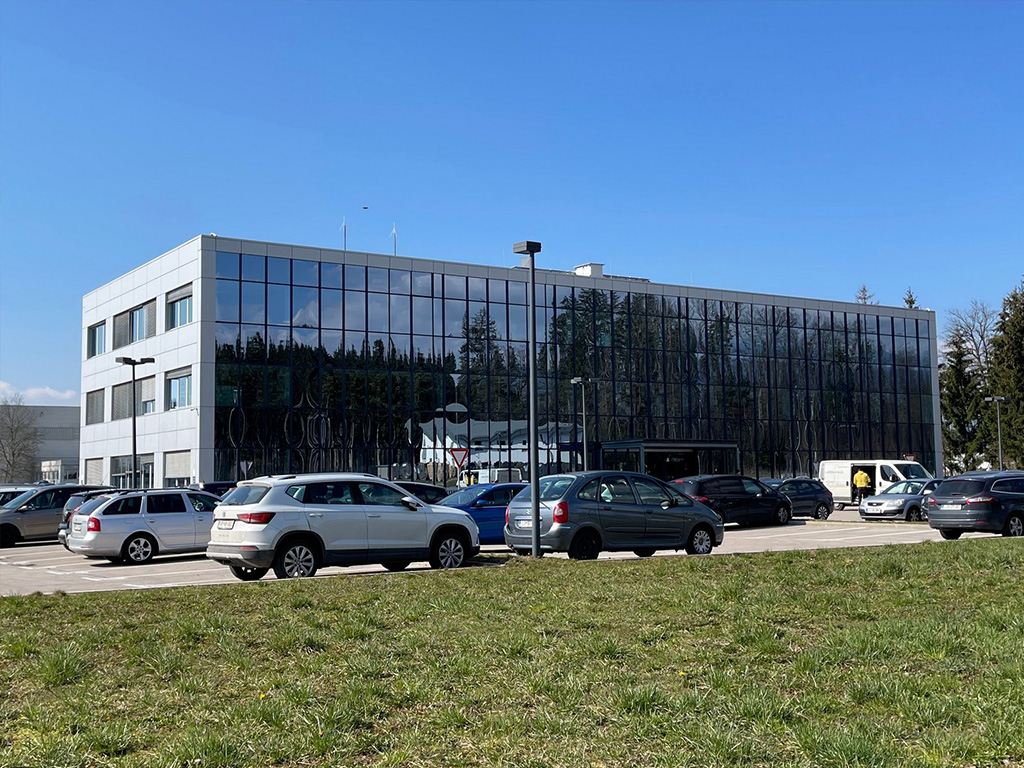 About us 7 Optotek